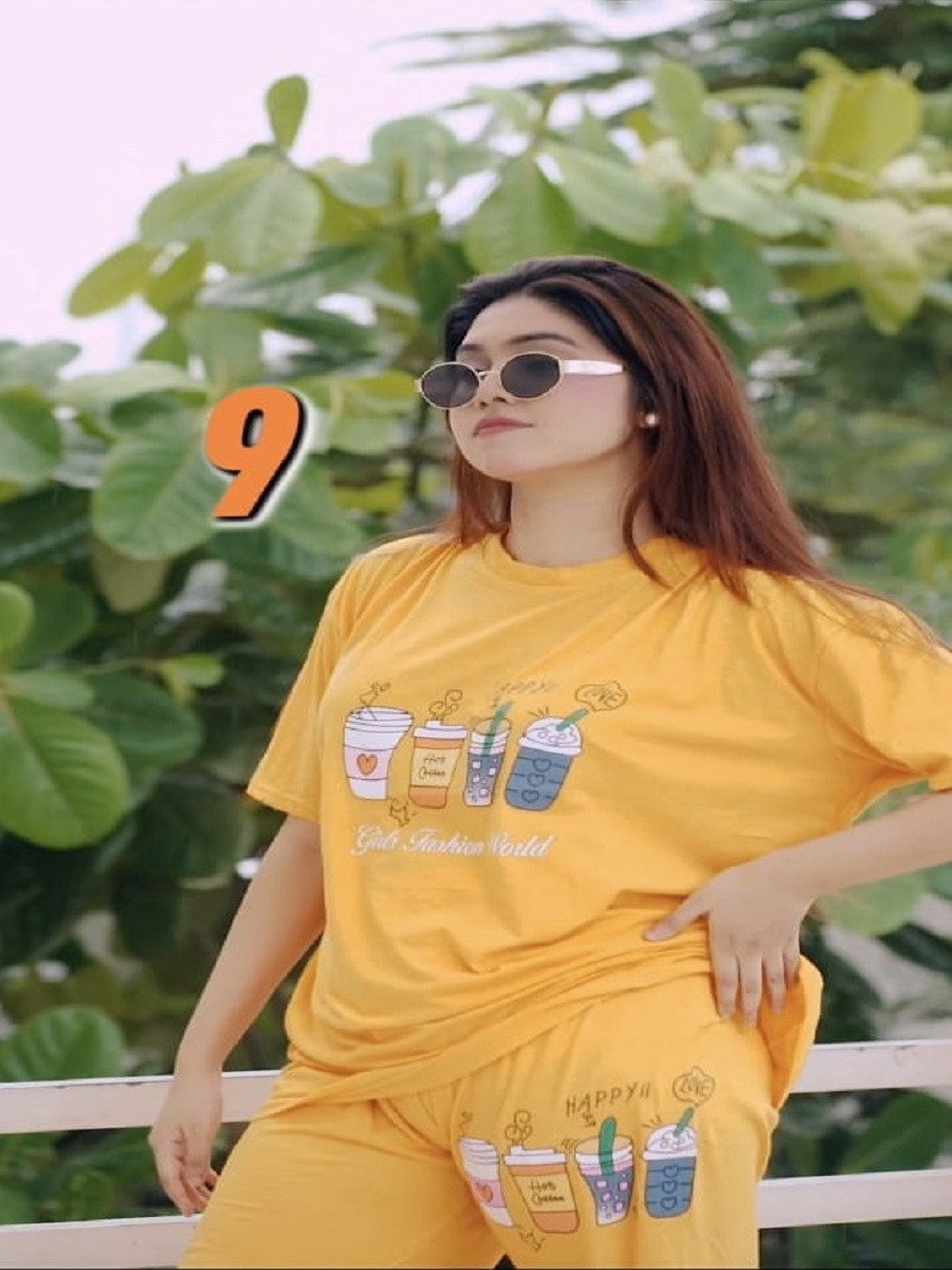 প্রিমিয়াম সফট কটন কর সেট – স্টাইলিশ ও আরামদায়ক টি-শার্ট ও প্যান্ট কালেকশন